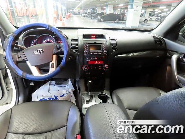 Kia Sorento R топовая версия, 2012 7