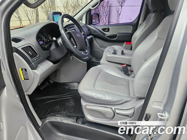 Hyundai Grand Starex Smart, 2017 10