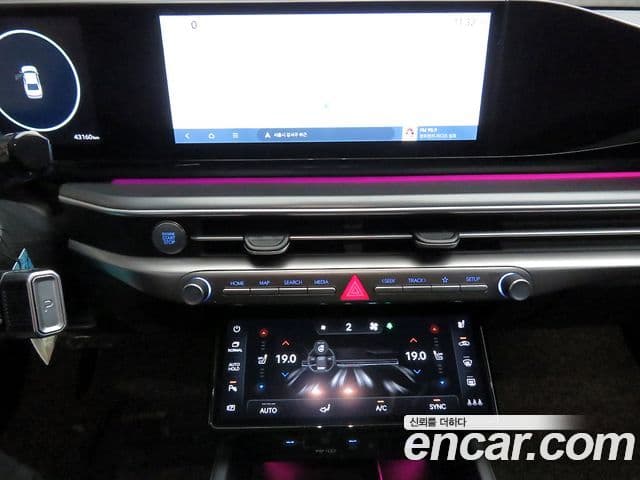 Hyundai Grandeur (GN7) Calligraphy, 2023 10