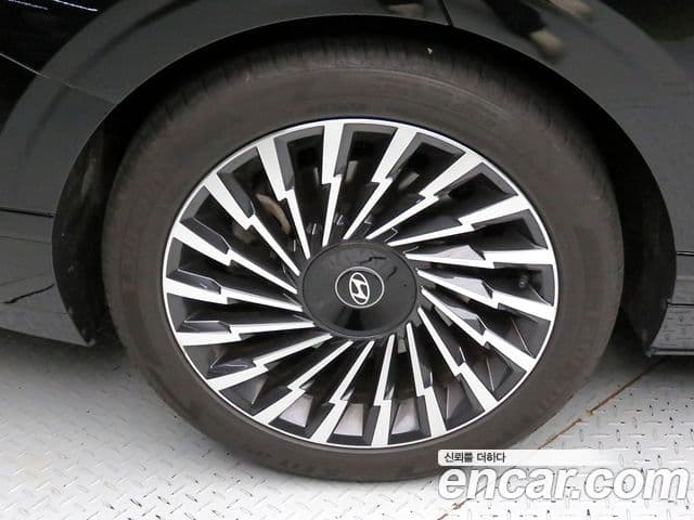 Hyundai Grandeur (GN7) Calligraphy, 2023 20