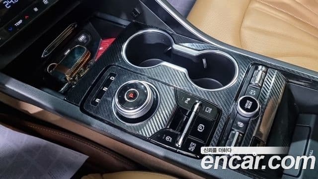 Kia K5 3세대 Signature, 2020 12