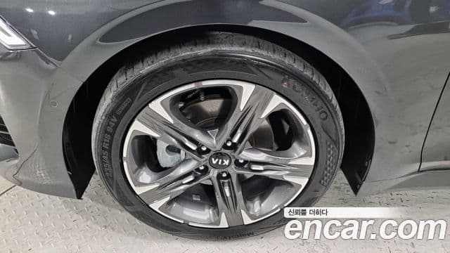 Kia K5 3세대 Signature, 2020 17