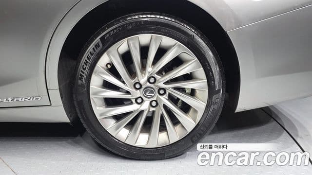 Lexus ES300h 7세대 Luxury Plus, 2020 все фото