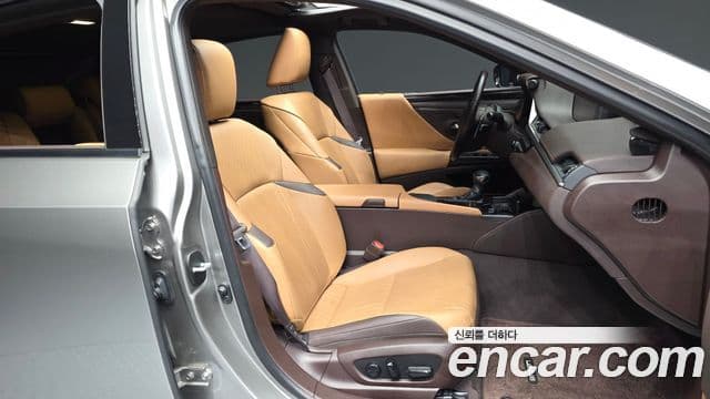 Lexus ES300h 7세대 Luxury Plus, 2020 11