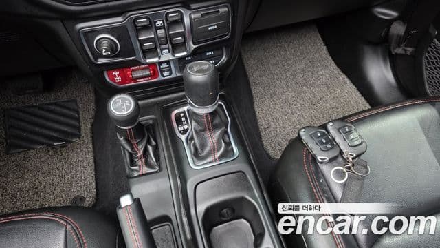 Jeep Wrangler (JL) 2.0 Rubicon Power top 4도어, 2022 9