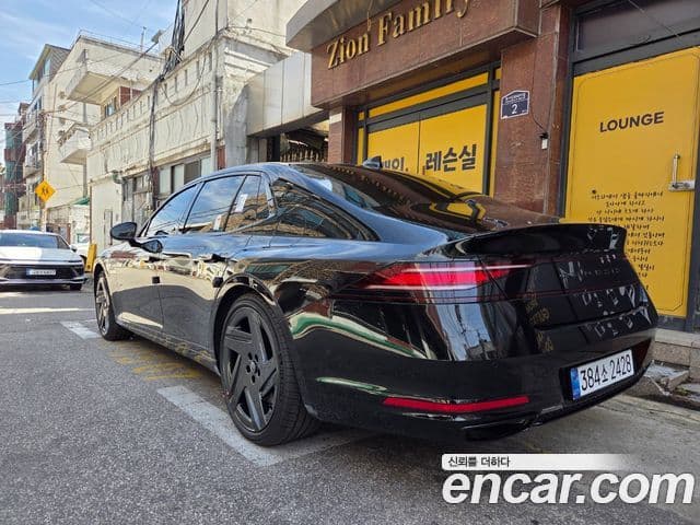 Genesis G90 (RS4) чёрный, 2025 4