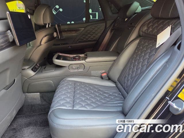 Genesis G90 (RS4) чёрный, 2025 17