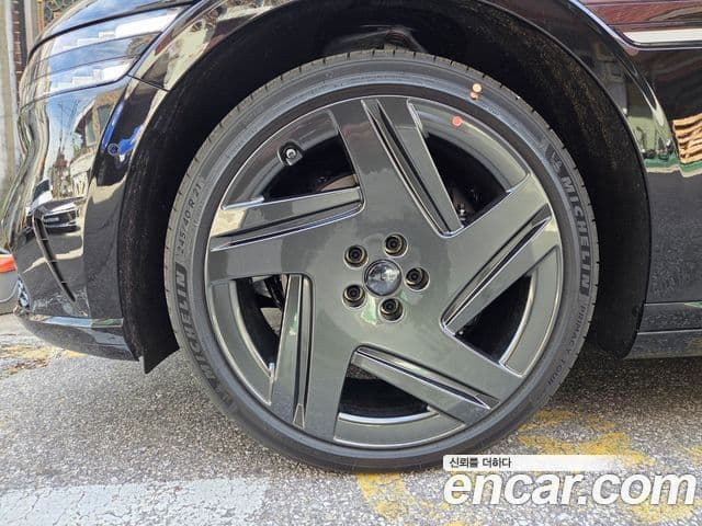 Genesis G90 (RS4) чёрный, 2025 20