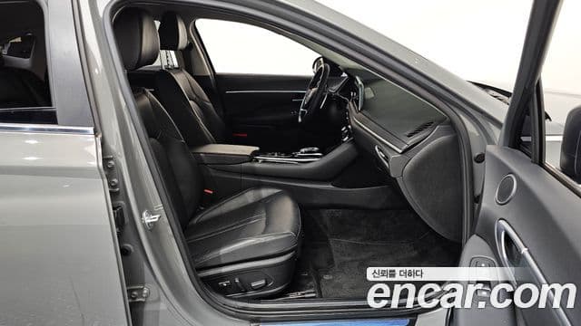 Hyundai Sonata (DN8) Premium Family, 2020 11