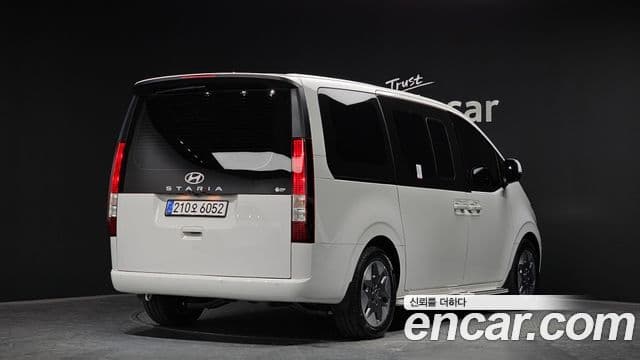 Hyundai Staria Modern, 2025 2