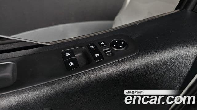 Hyundai Staria Modern, 2025 17