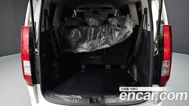 Hyundai Staria Modern, 2025 20