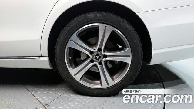 Mercedes-Benz E-класс W213 Avantgarde, 2019 все фото