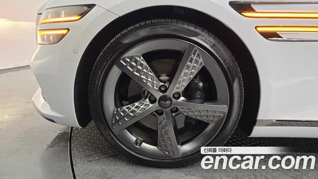 Genesis G80 (RG3) бензин 2.5 турбо AWD, 2022 все фото