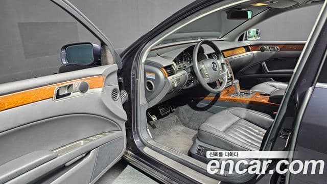 Volkswagen 페이톤 VW611, 2013 11