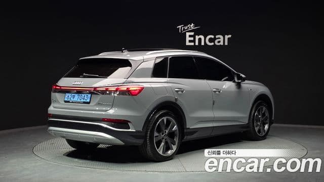 Audi Q4 e-Tron (F4) Premium, 2023 2