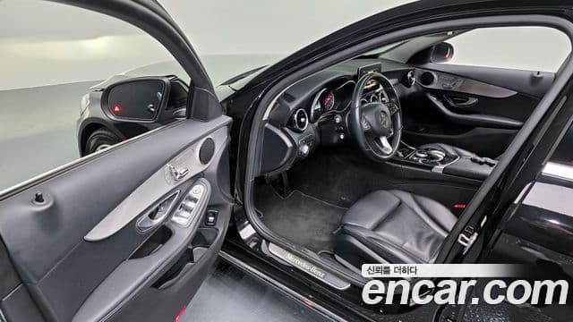 Mercedes-Benz C-класс W205 Avantgarde, 2017 11