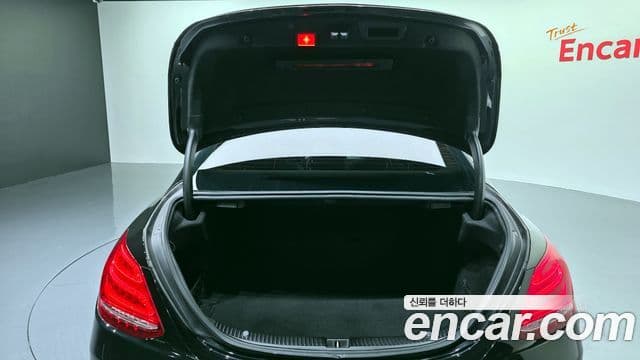 Mercedes-Benz C-класс W205 Avantgarde, 2017 20