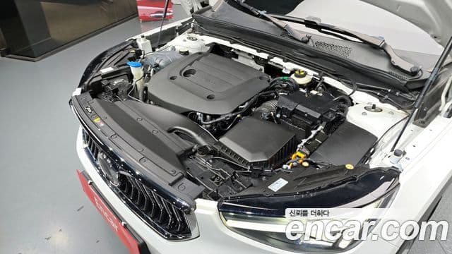 Volvo XC40 B4 Ultimate Bright, 2023 6