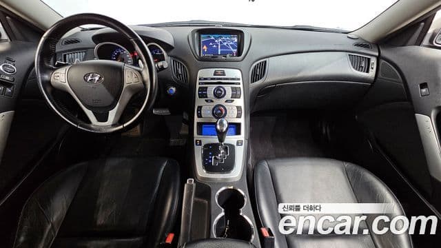 Hyundai Genesis купе 200 турбо P, 2010 7
