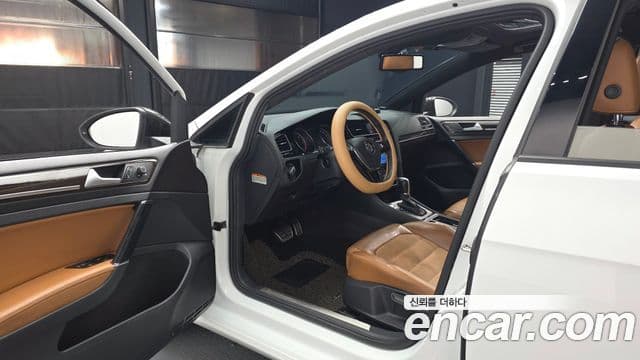 Volkswagen Гольф 7세대 2.0 TDI 40th Edition, 2015 10