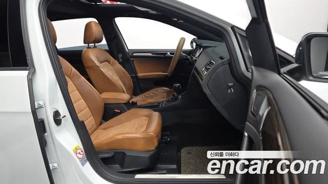 Volkswagen Гольф 7세대 2.0 TDI 40th Edition, 2015 11