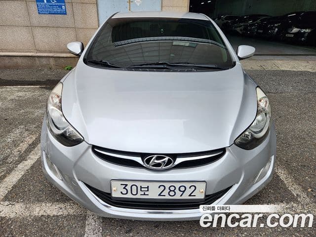 Hyundai Avante MD Luxury, 2011 1