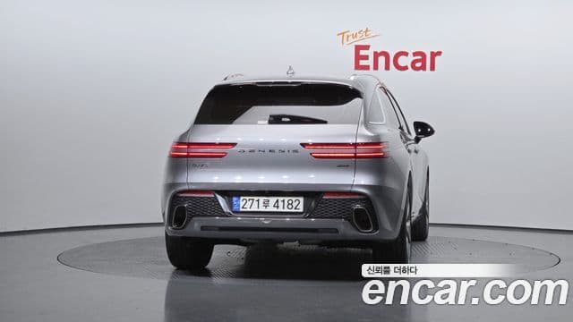Genesis GV70, 2023 4