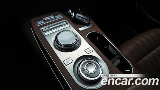 Genesis GV70, 2023 9