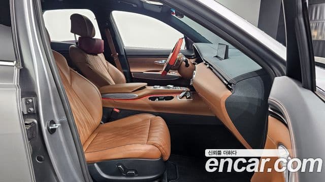Genesis GV70, 2023 10