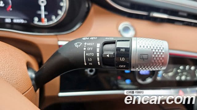 Genesis GV70, 2023 12