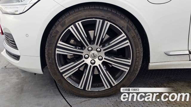 Volvo S90 T8 AWD Inscription, 2022 все фото