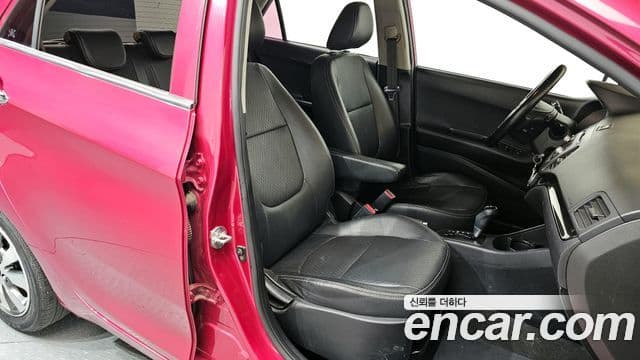 Kia All New Morning Deluxe Trendy, 2015 10