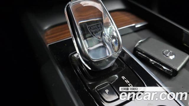 Volvo XC60 2세대 B5 Inscription, 2022 9