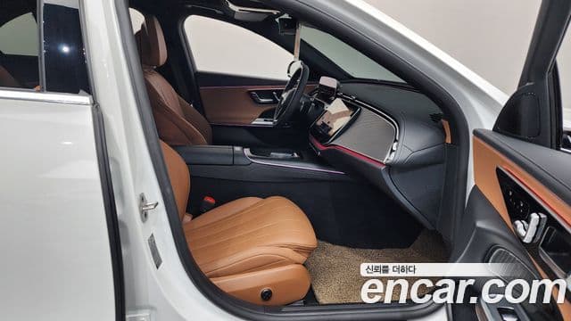 Mercedes-Benz E-класс W214 Avantgarde, 2025 11