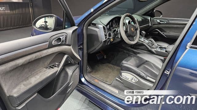 Porsche New Cayenne 958, 2013 11