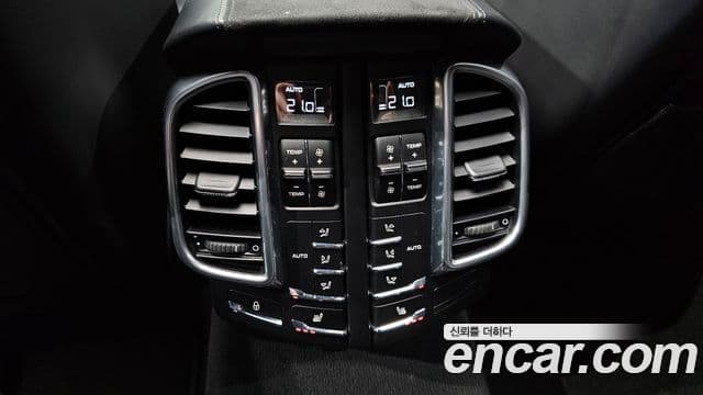 Porsche New Cayenne 958, 2013 17