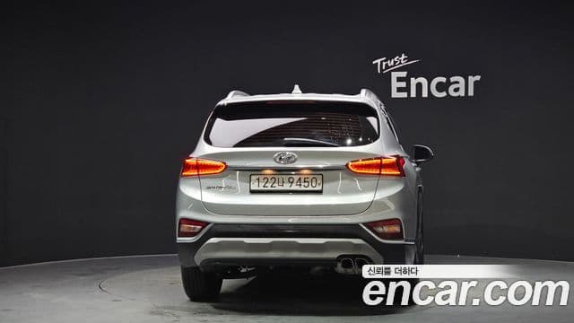 Hyundai Santa Fe TM Exclusive, 2020 4