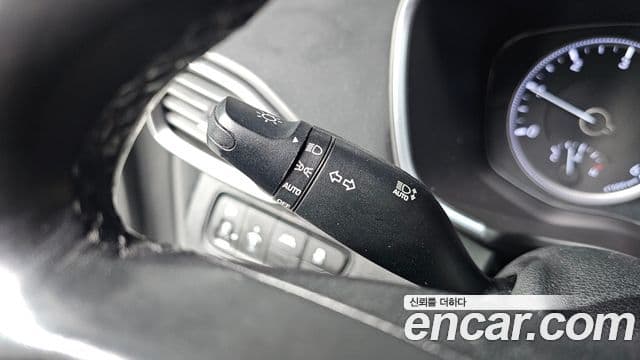 Hyundai Santa Fe TM Exclusive, 2020 18