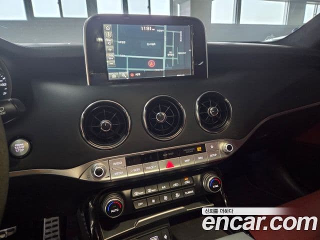 Kia 스팅어 GT, 2018 17