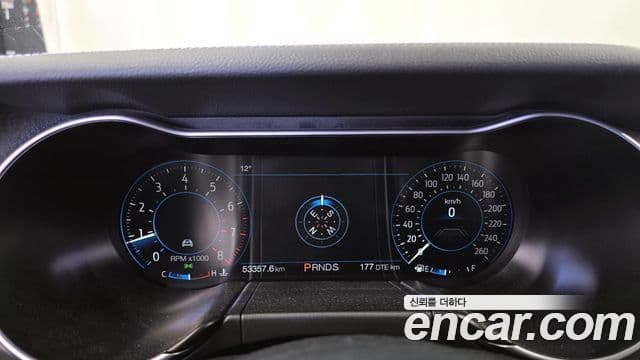 Ford Mustang купе, 2023 8