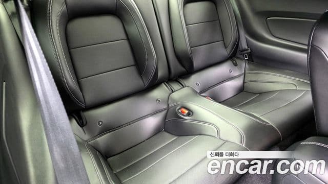 Ford Mustang купе, 2023 12