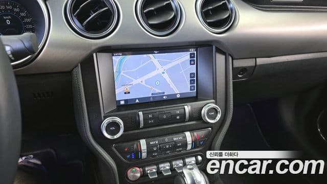 Ford Mustang купе, 2023 14