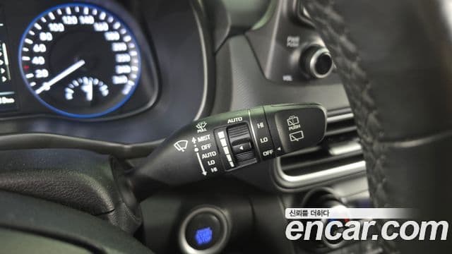 Hyundai Kona Premium, 2018 19