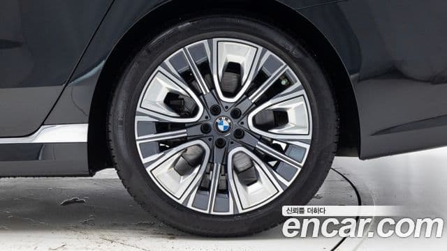 BMW 7시리즈 (G70) 740i sDrive Design Pure Excellence, 2023 все фото