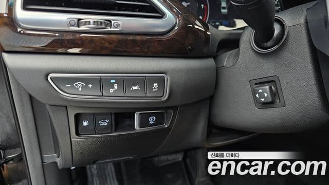 Genesis G90 Luxury, 2019 13