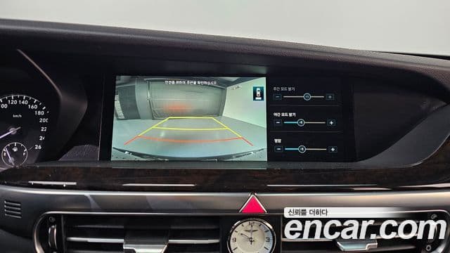 Genesis G90 Luxury, 2019 17