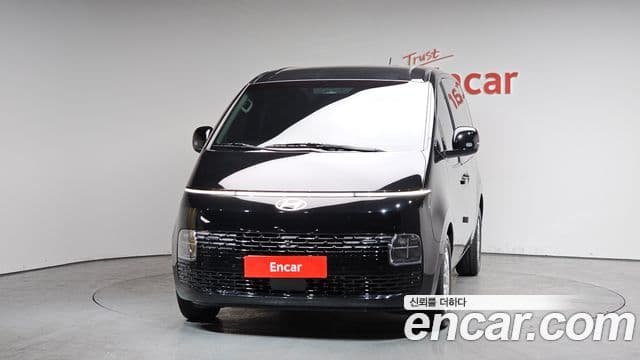 Hyundai Staria Modern, 2025 3