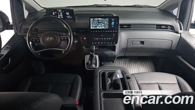 Hyundai Staria Modern, 2025 7