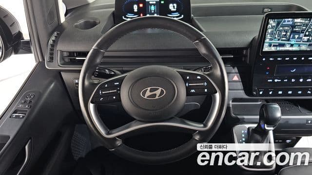 Hyundai Staria Modern, 2025 14
